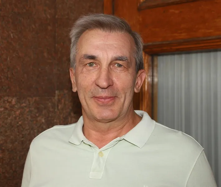 Александр Андриенко