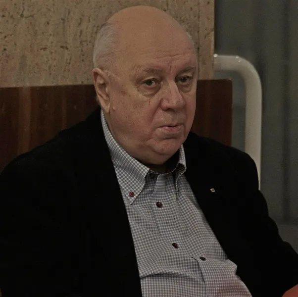писатель, сатирик Аркадий Инин