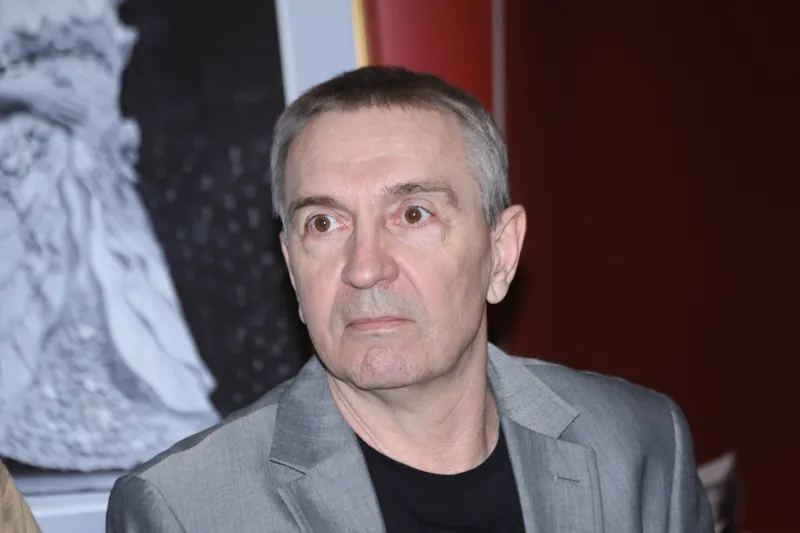 Михаил Окунев