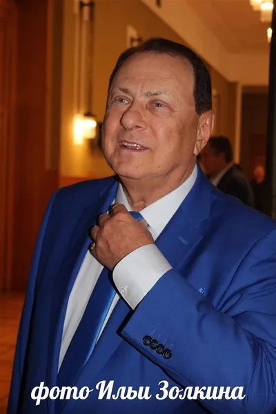 директор театра Марк Варшавер