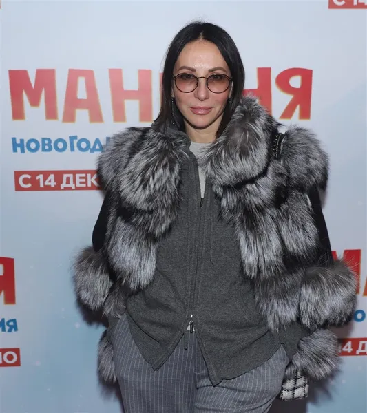 Алика Смехова
