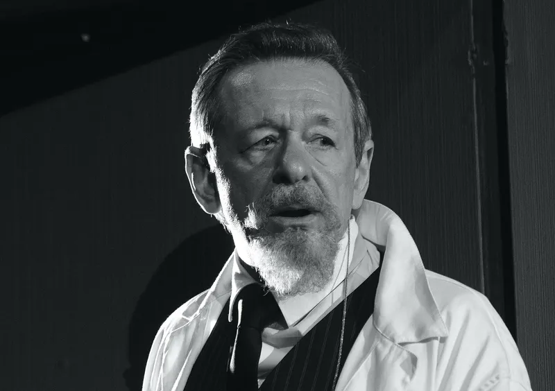 Заслуженный артист России Юрий Нифонтов в роли главврача
