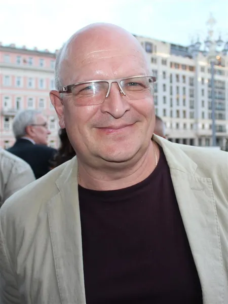 актер Александр Тютин