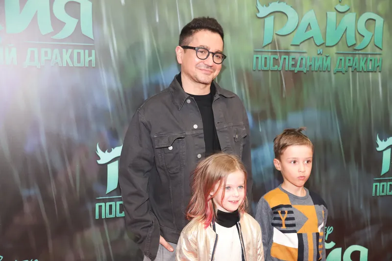 Алексей Боков с детьми