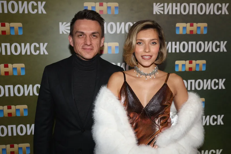 Влад Топалов, Регина Тодоренко