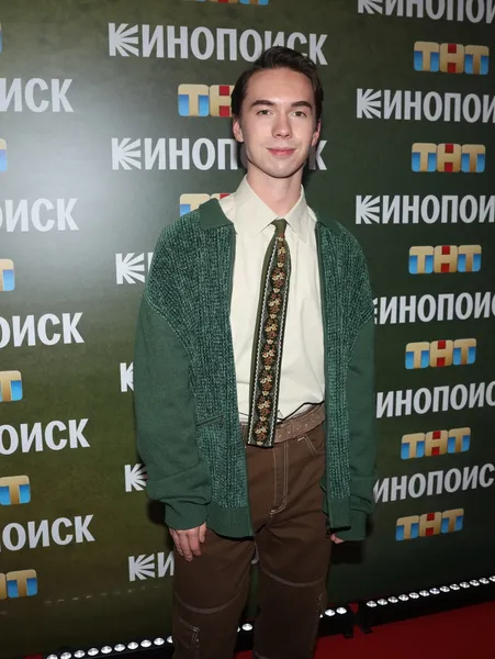 Денис Власенко