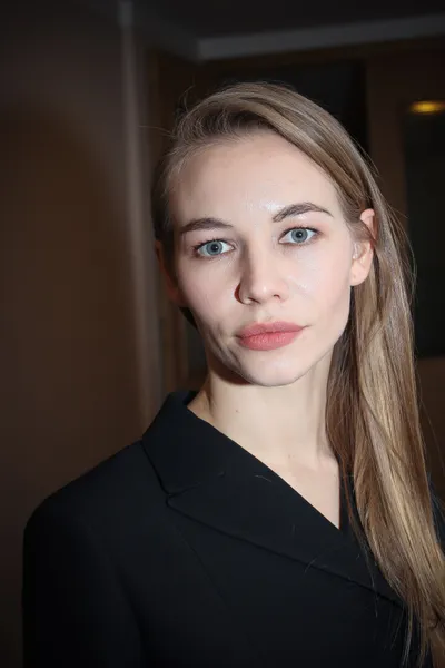 актриса Светлана Устинова