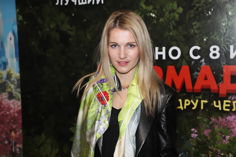 Женя Малахова