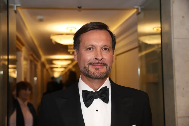 Аскар Абдразаков