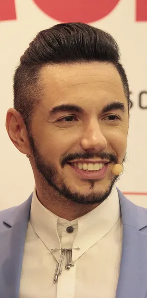 телеведущий, певец Тимур Родригез
