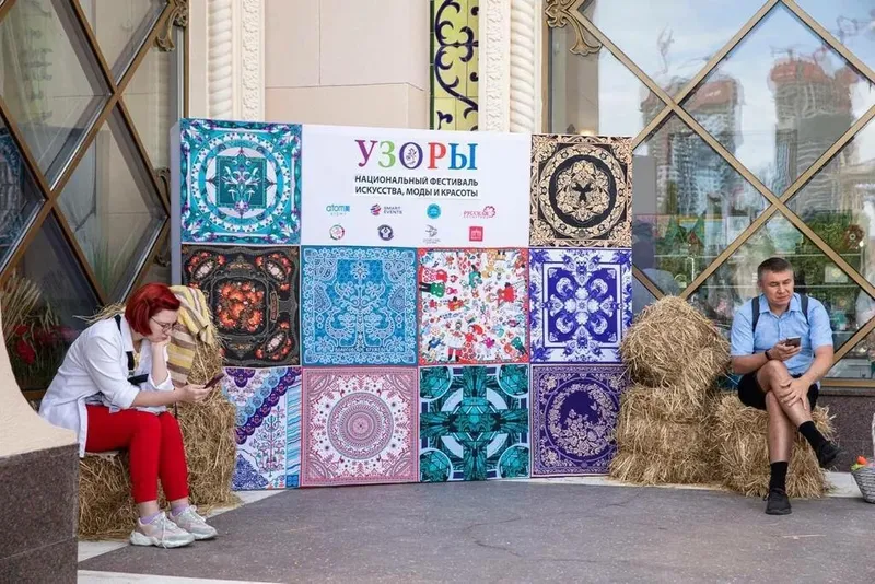 В Москве прошел прошел Национальный фестиваль искусства, моды и красоты «УЗОРЫ»