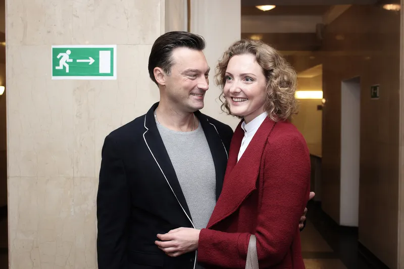 актер Александр Арсентьев и актриса Екатерина Клочкова