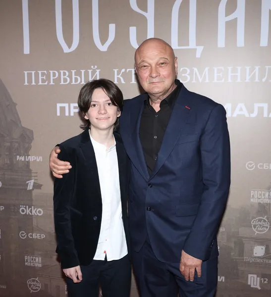 Премьера сериала "Государь"