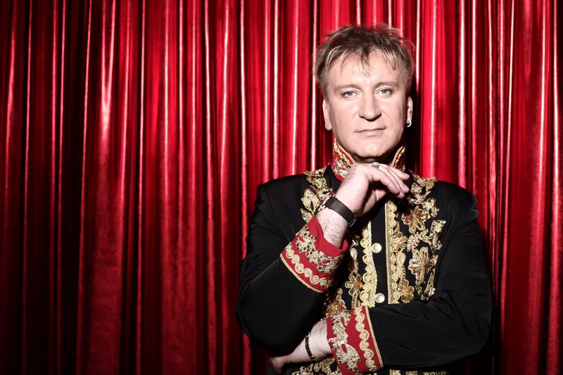 Сергей Пенкин представит в ММДМ программу «Classic 2» с симфоническим оркестром