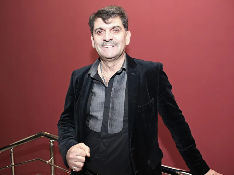 поэт Владимир Вишневский