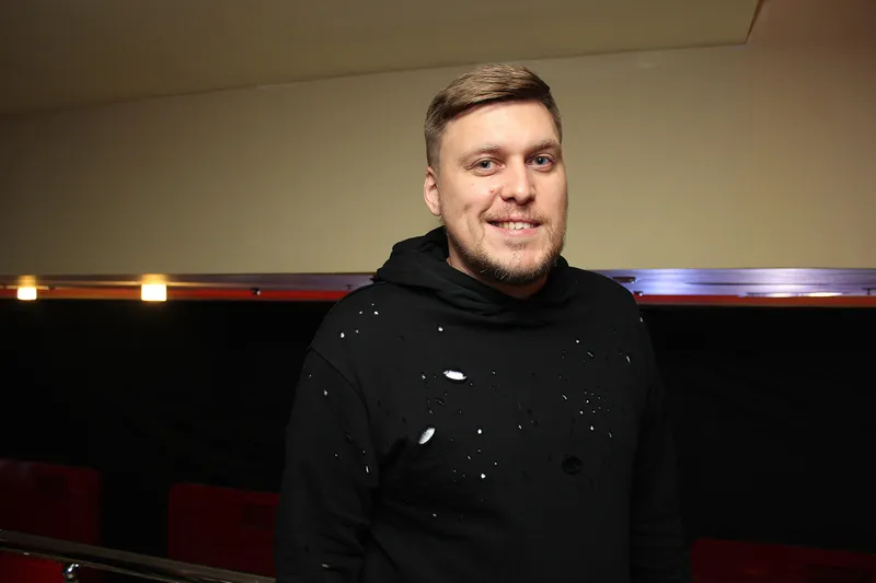 актер, режиссер Александр Незлобин