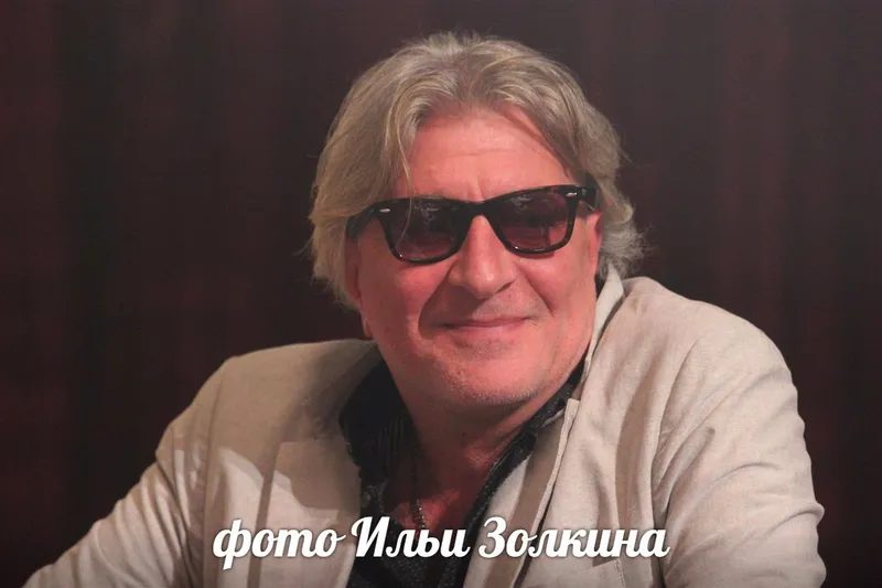 режиссер Александр Морфов