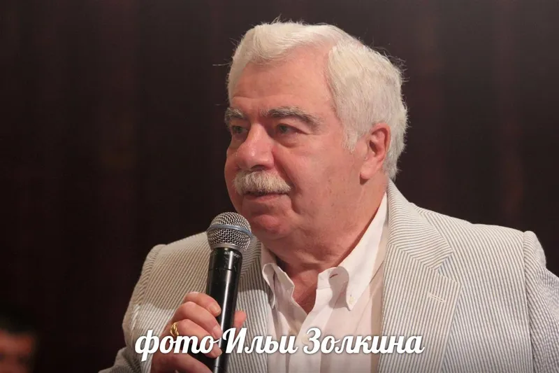 генеральный продюсер театра Давид Смелянский
