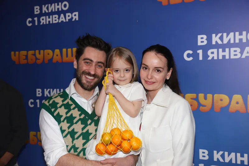 Дмитрий Чеботарев и Елизавета Климова с дочерью Иоанной