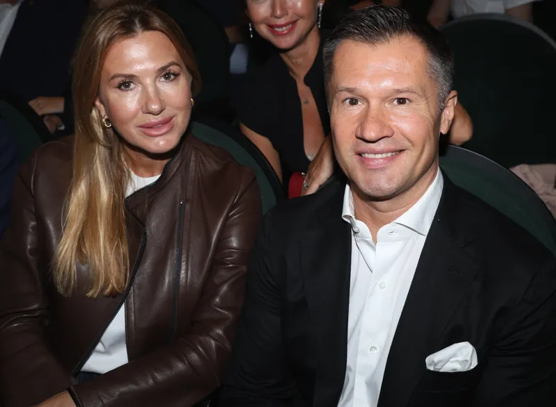 Алексей Немов с супругой