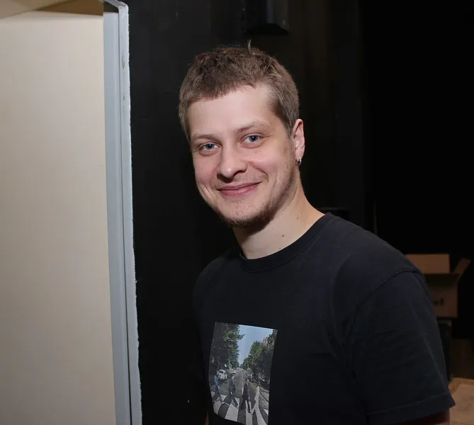 актер Никита Смольянинов