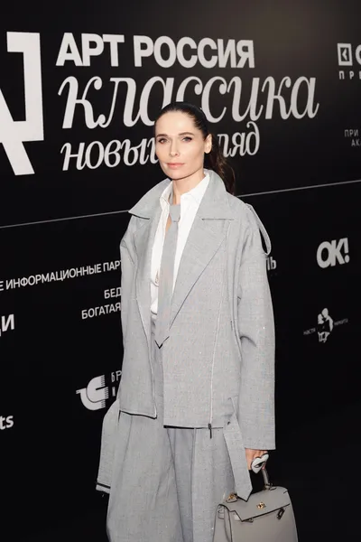 Полина Аскери