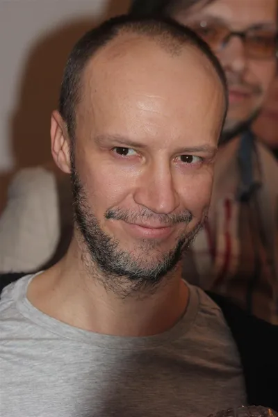 актер Антон Пахомов