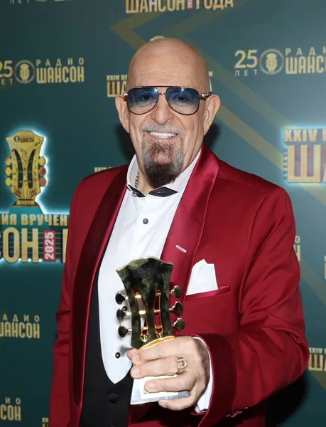 Михаил Шуфутинский