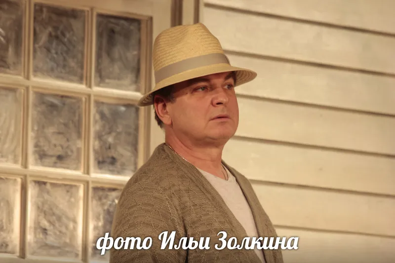 Заслуженный артист России Виктор Запорожский в роли Джо Келлера