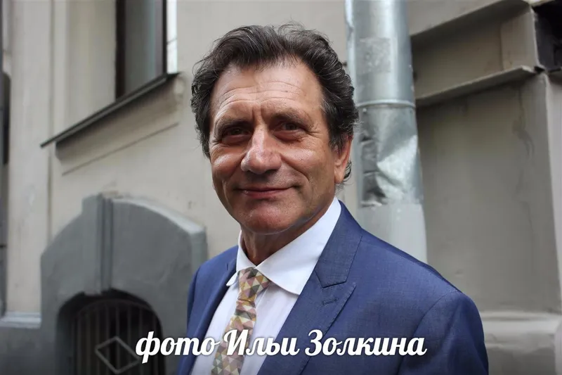 Народный артист России Евгений Князев