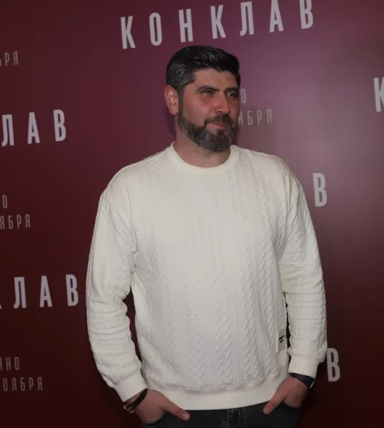 Карен Арутюнов