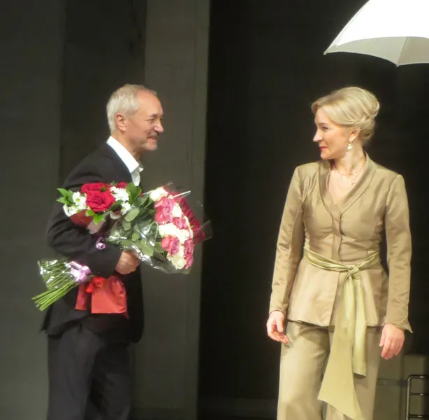 Анна Якунина «рвет» ленкомовский зал.