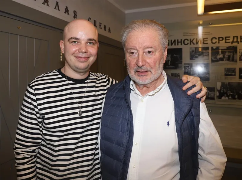 «Последнее лето» в театре Наций.