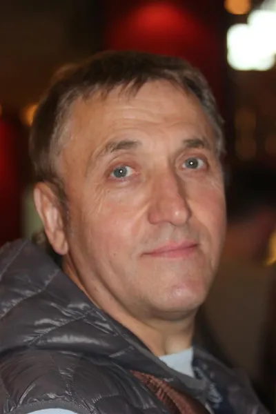 актер Олег Акулич