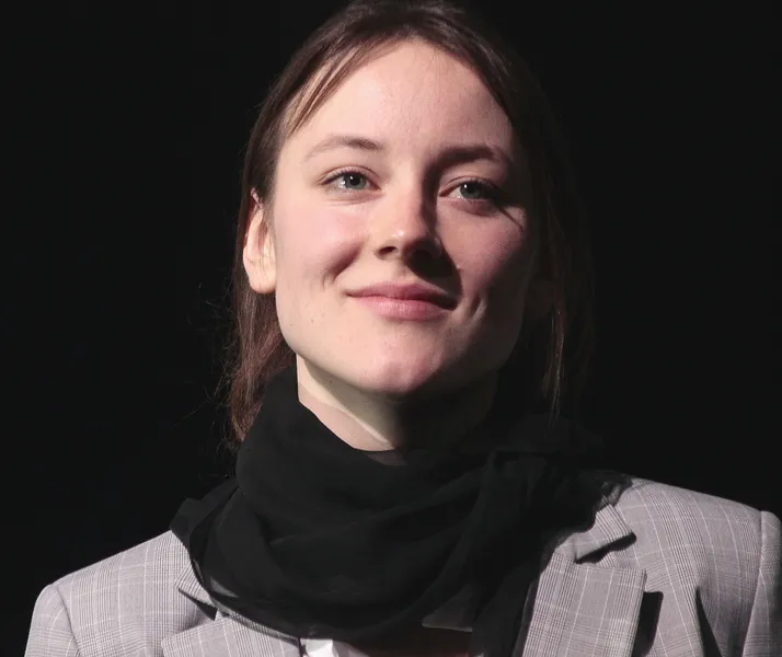 актриса Полина Чернышова в роли Софьи