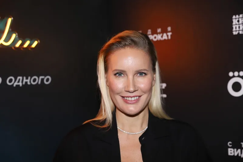 Елена Летучая