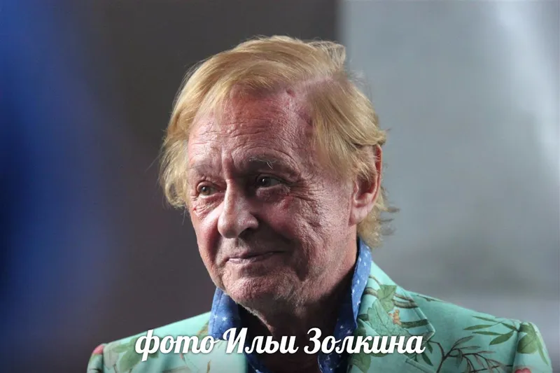 Сбор труппы театра Романа Виктюка
