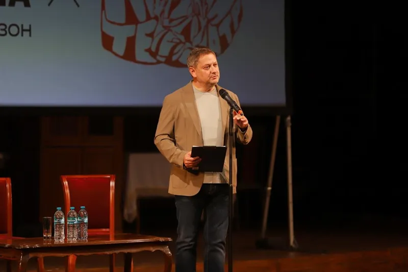 Евгений Писарев: «Демократия в театре не приживается».