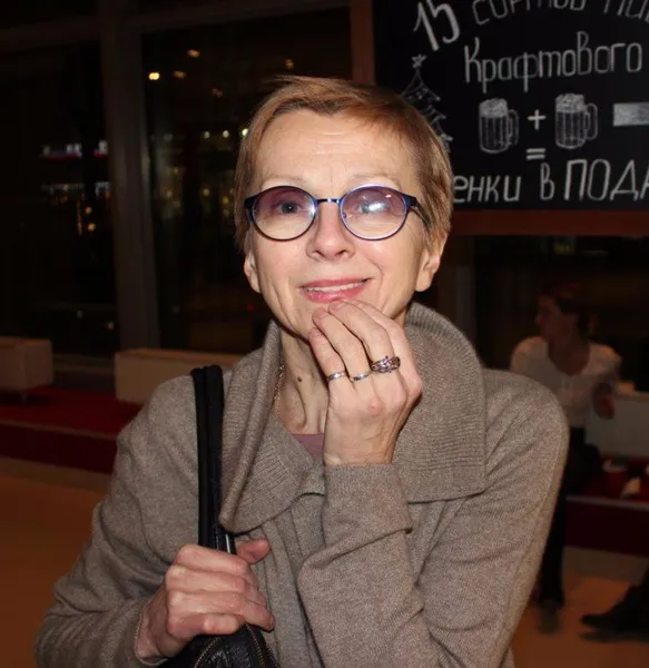 Заслуженная артистка России Лариса Кузнецова