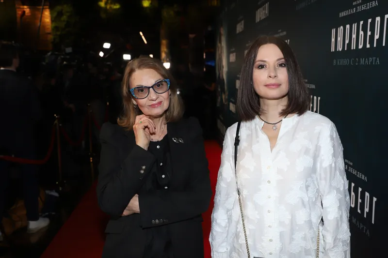 Светлана Тома, Ирина Лачина