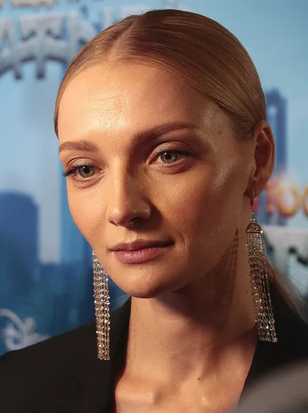актриса Екатерина Вилкова