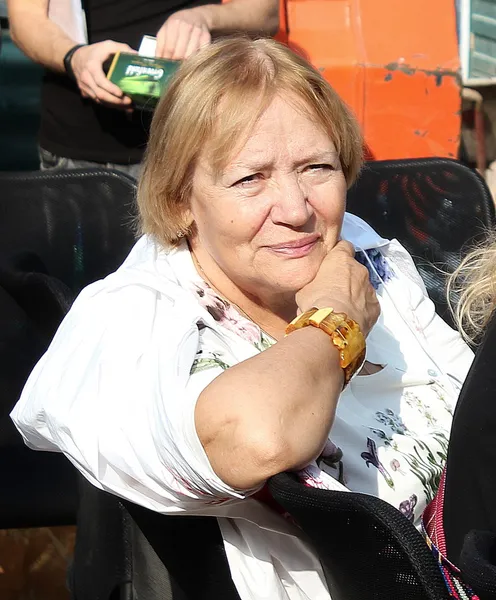 Заслуженная артистка РСФСР Елена Санаева
