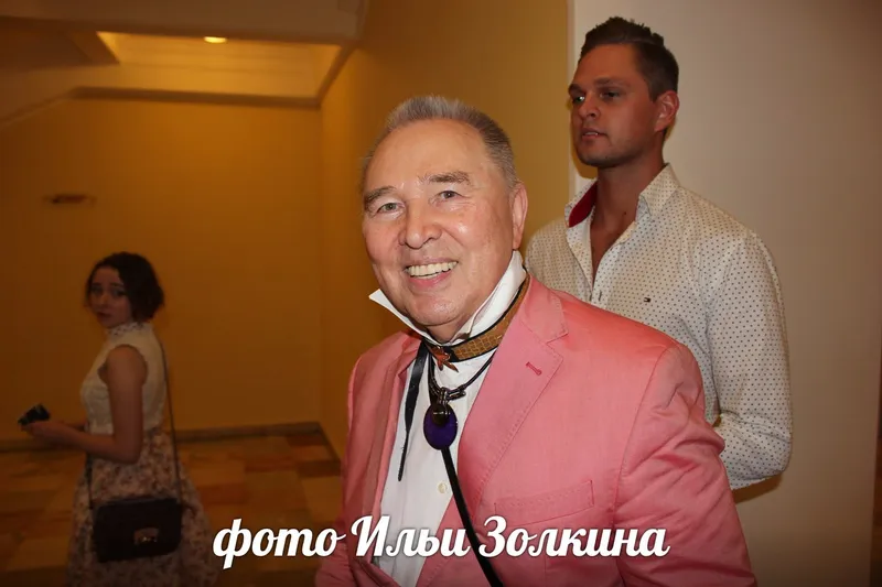 Народный художник России Вячеслав Зайцев