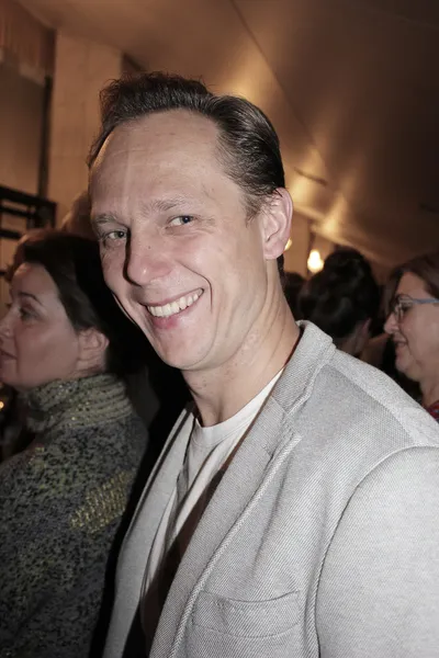 актер Максим Заусалин