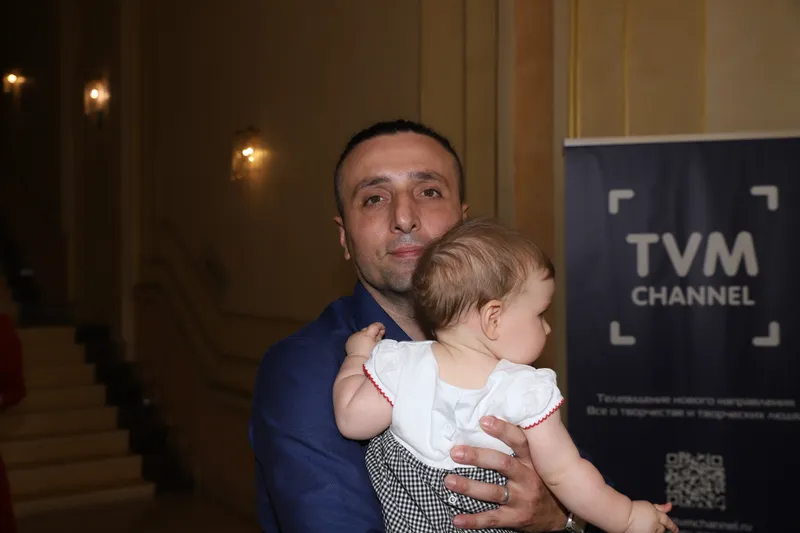 Дмитрий Карташов с сыном