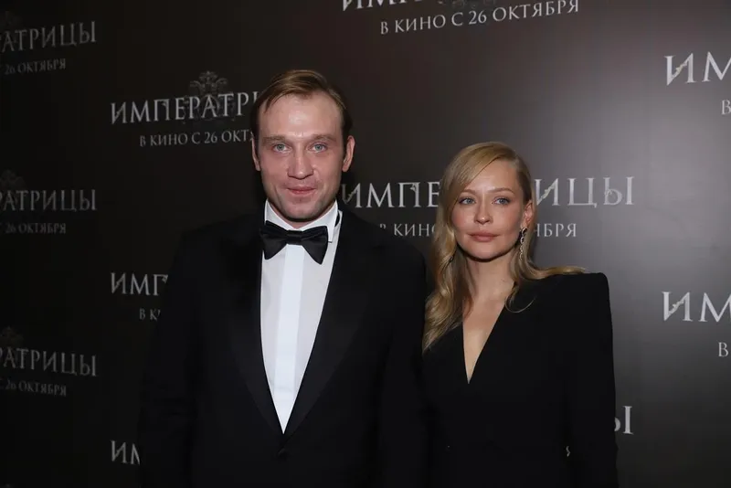 Премьера фильма "Императрицы"