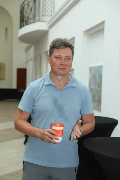 Игорь Лесов