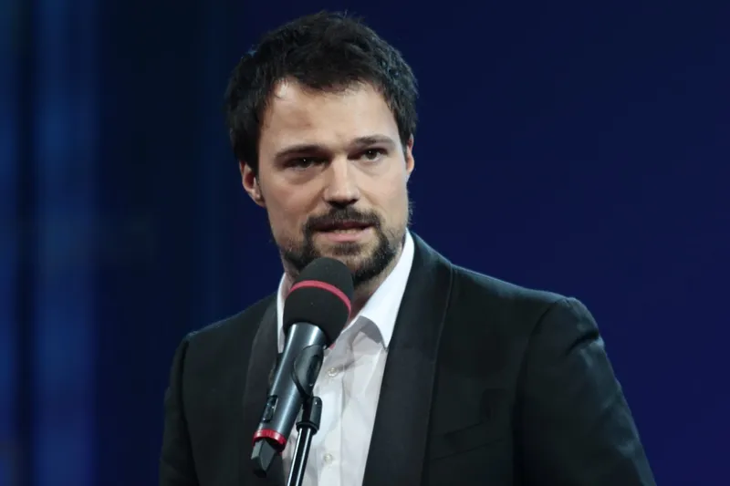 актер Данила Козловский