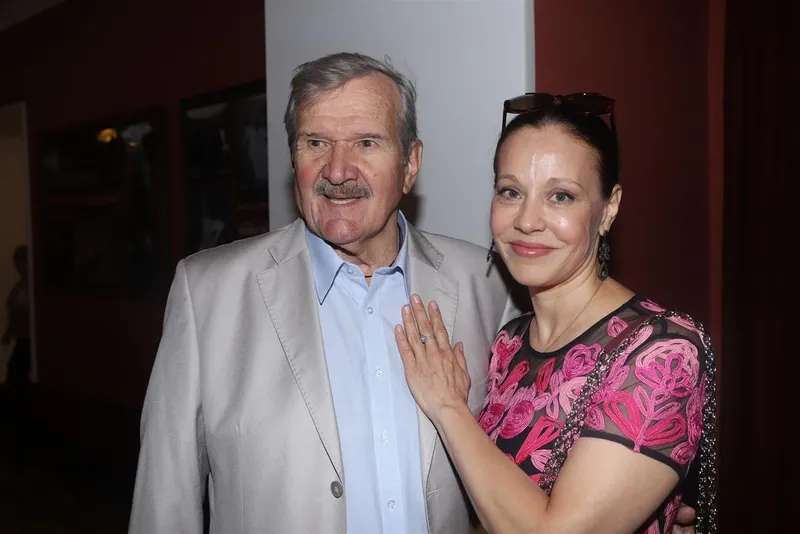 Александр Павлов, Анна Дубровская