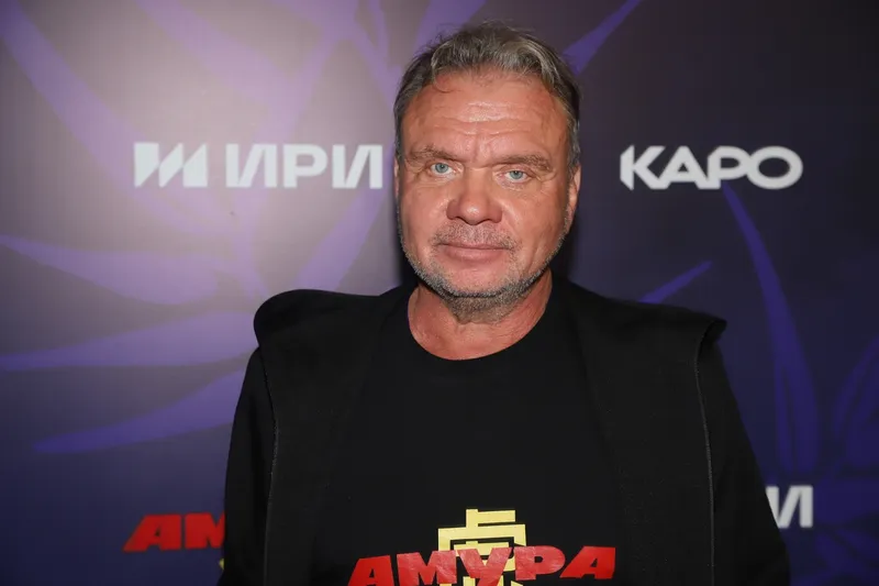 Игорь Мишин